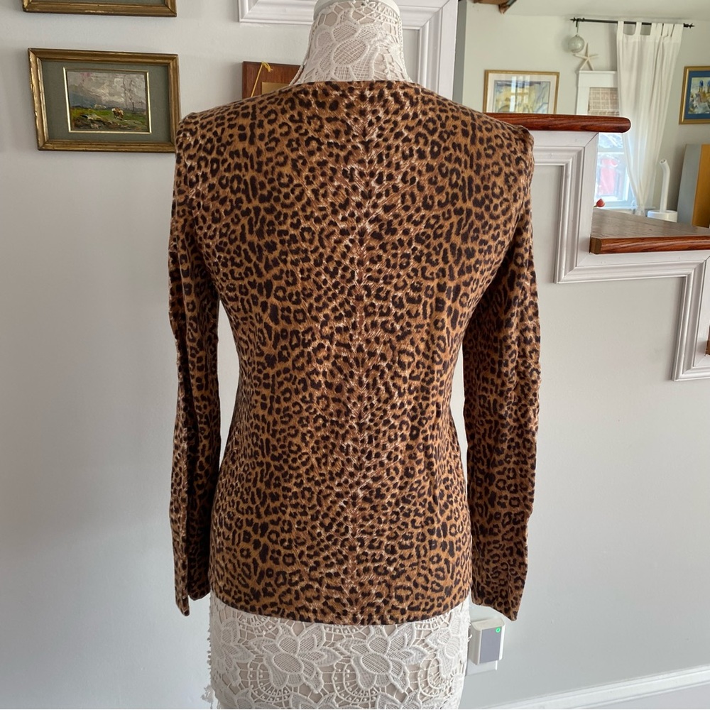 J. MCLAUGHLIN Brown Animal Print Cardigan Red Heart Appliqué Medium - Picture 3 of 5